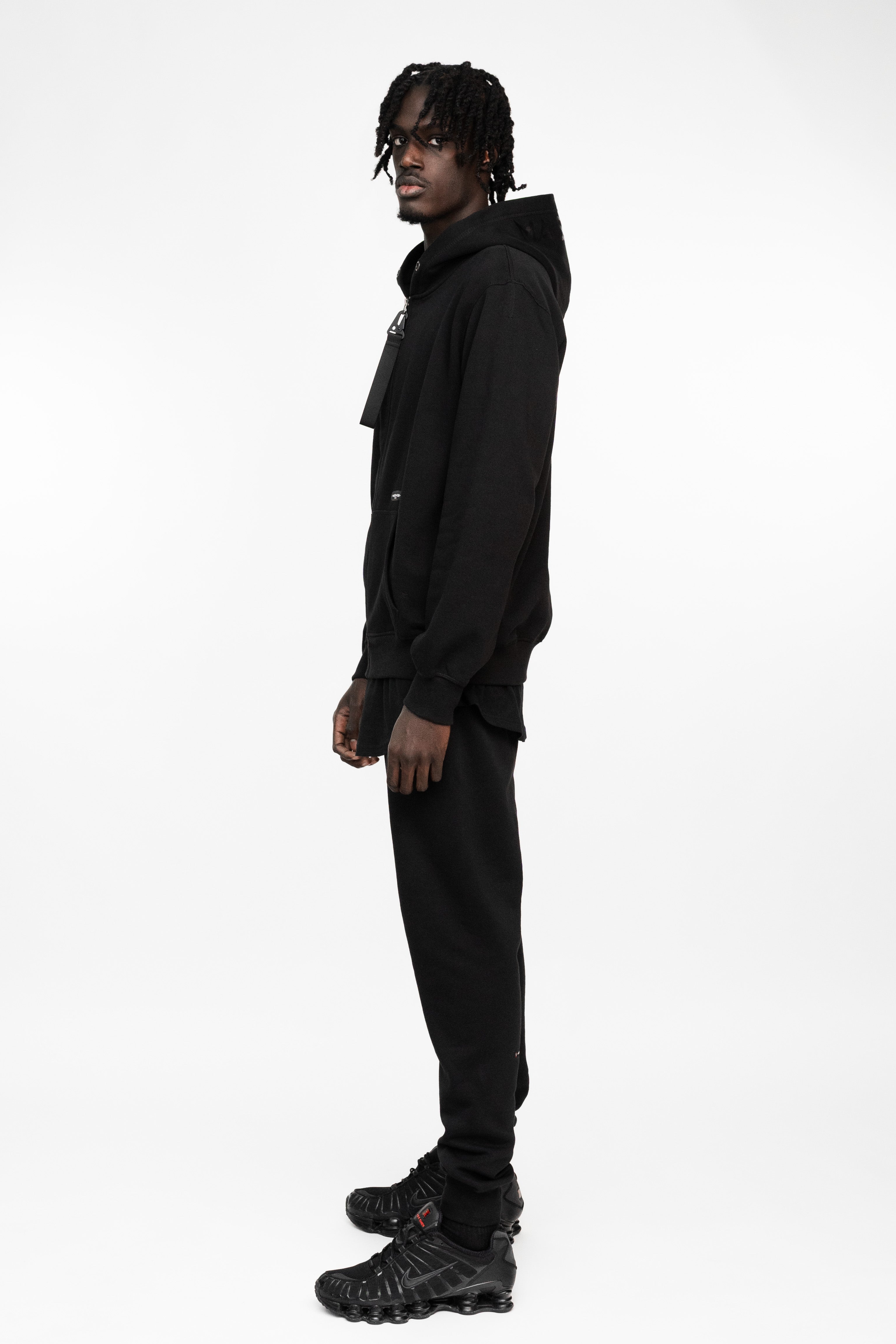 ESSENTIAL NOIR Recycled Unisex Tracksuit